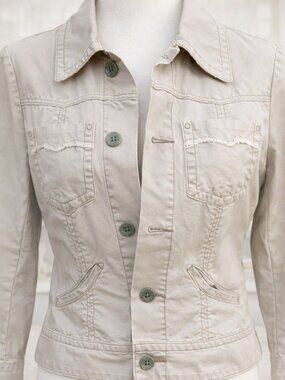 G1 Basic Goods Beige Cotton Utility Jacket Neutral Capsule Minimalist Boho